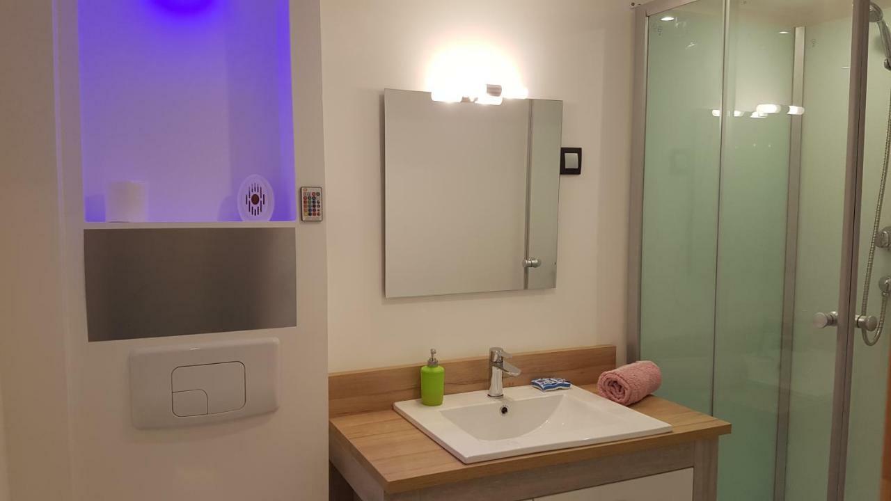 Appartements Coeur De Village سان جان دو برول المظهر الخارجي الصورة